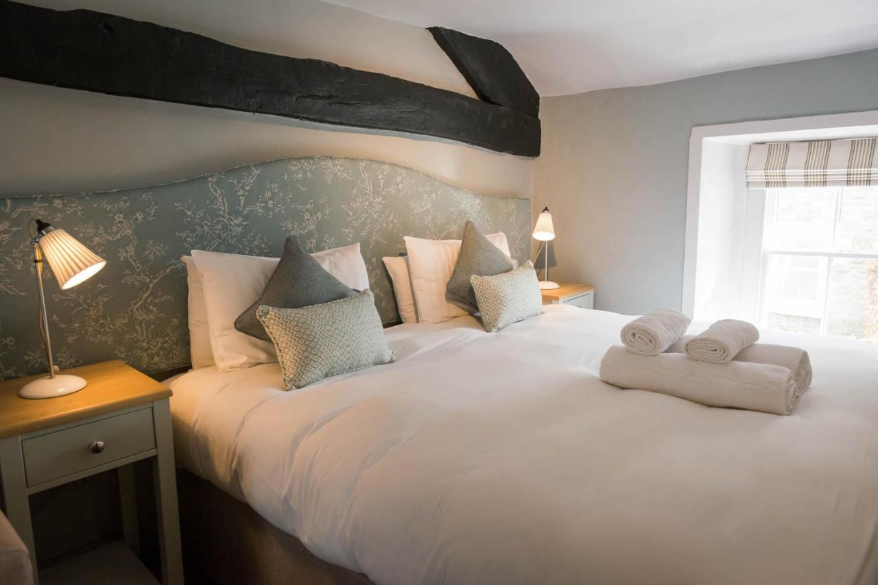 The Horse And Farrier Inn And The Salutation Inn Threlkeld Keswick Eksteriør billede