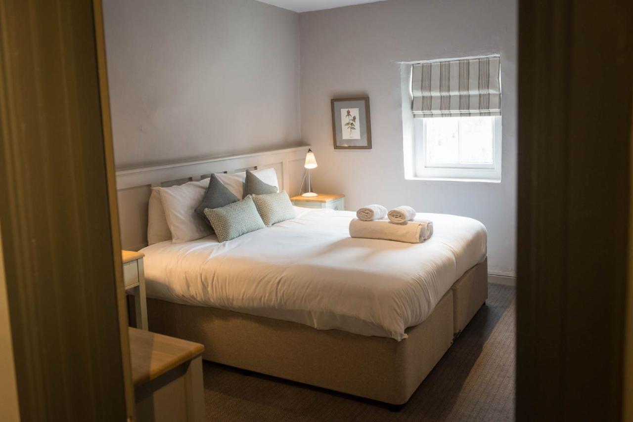 The Horse And Farrier Inn And The Salutation Inn Threlkeld Keswick Eksteriør billede