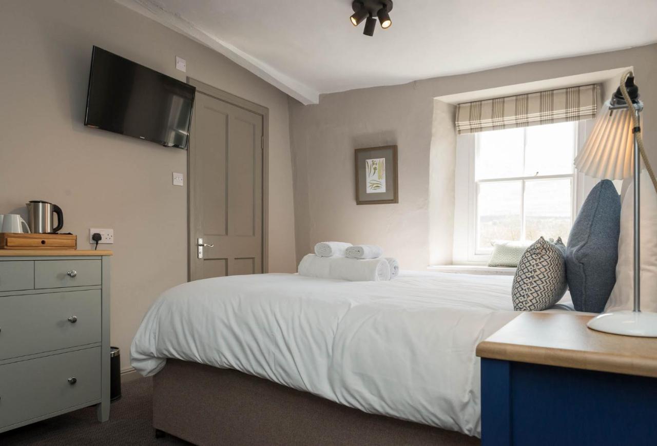 The Horse And Farrier Inn And The Salutation Inn Threlkeld Keswick Eksteriør billede
